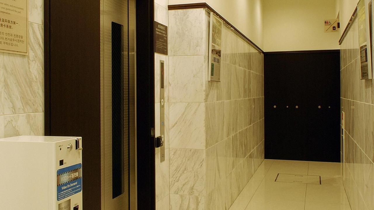 Toyoko Tsuruhashi Ekimae Hotel