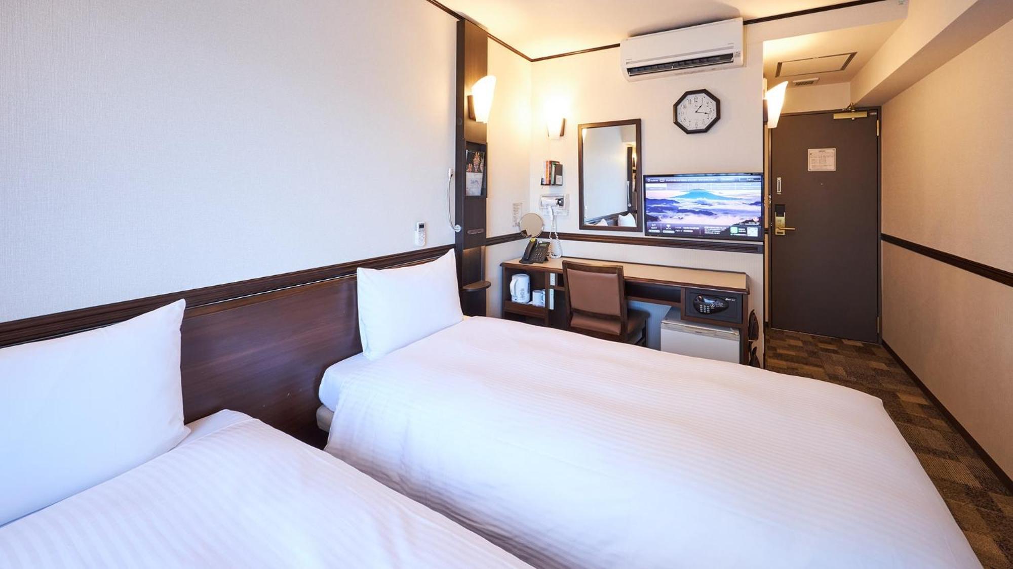 Hotel Toyoko Tsuruhashi Ekimae 3*