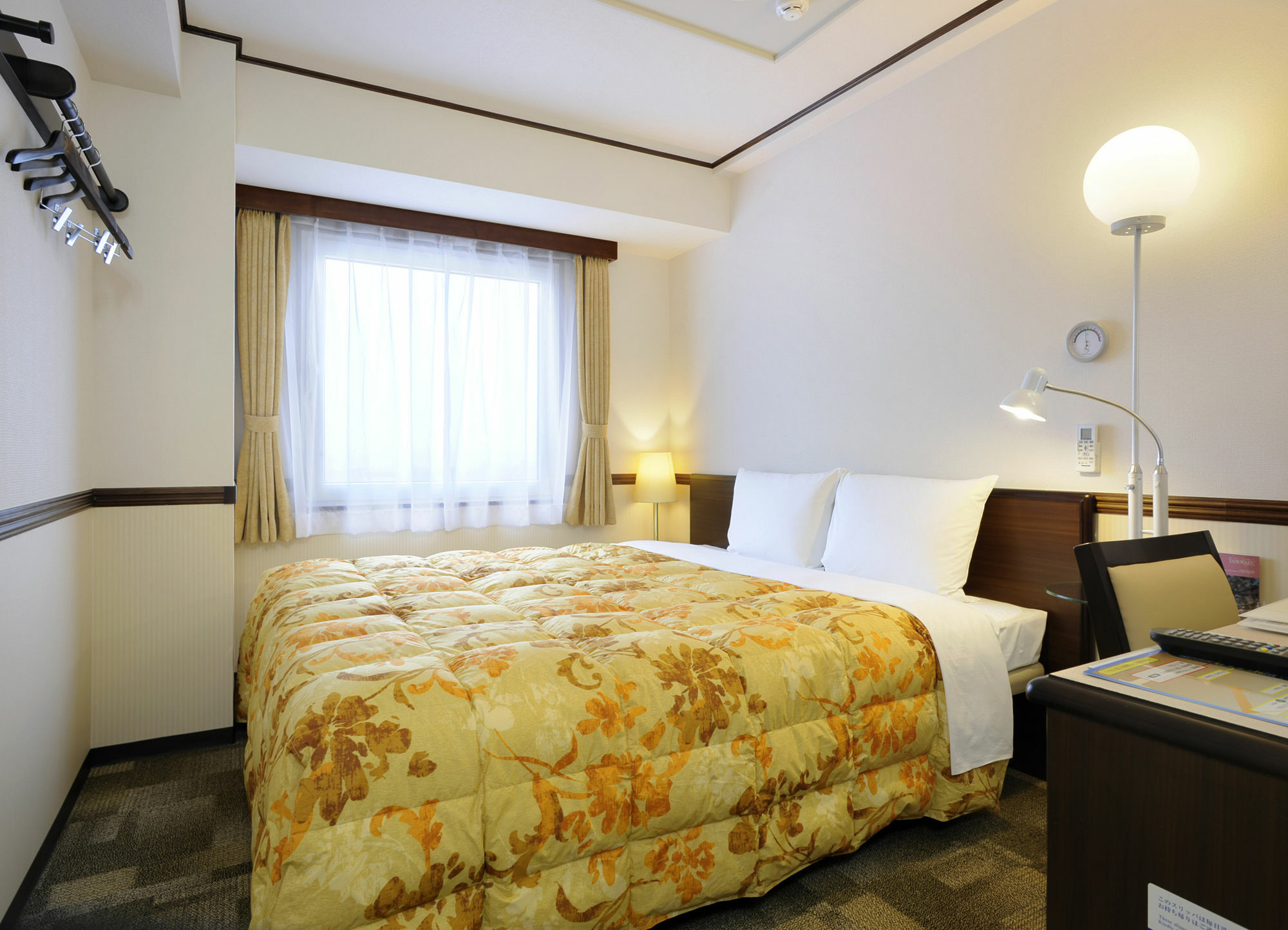 Toyoko Tsuruhashi Ekimae Hotel Osaka