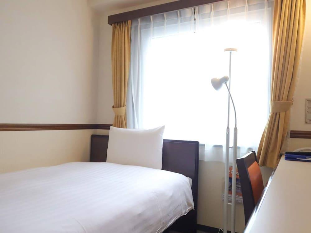 Hotel Toyoko Tsuruhashi Ekimae Ōsaka