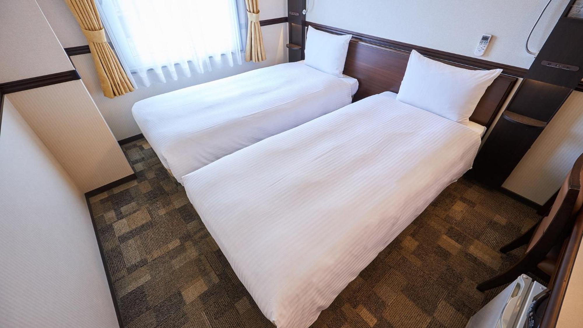 Toyoko Tsuruhashi Ekimae Hotel