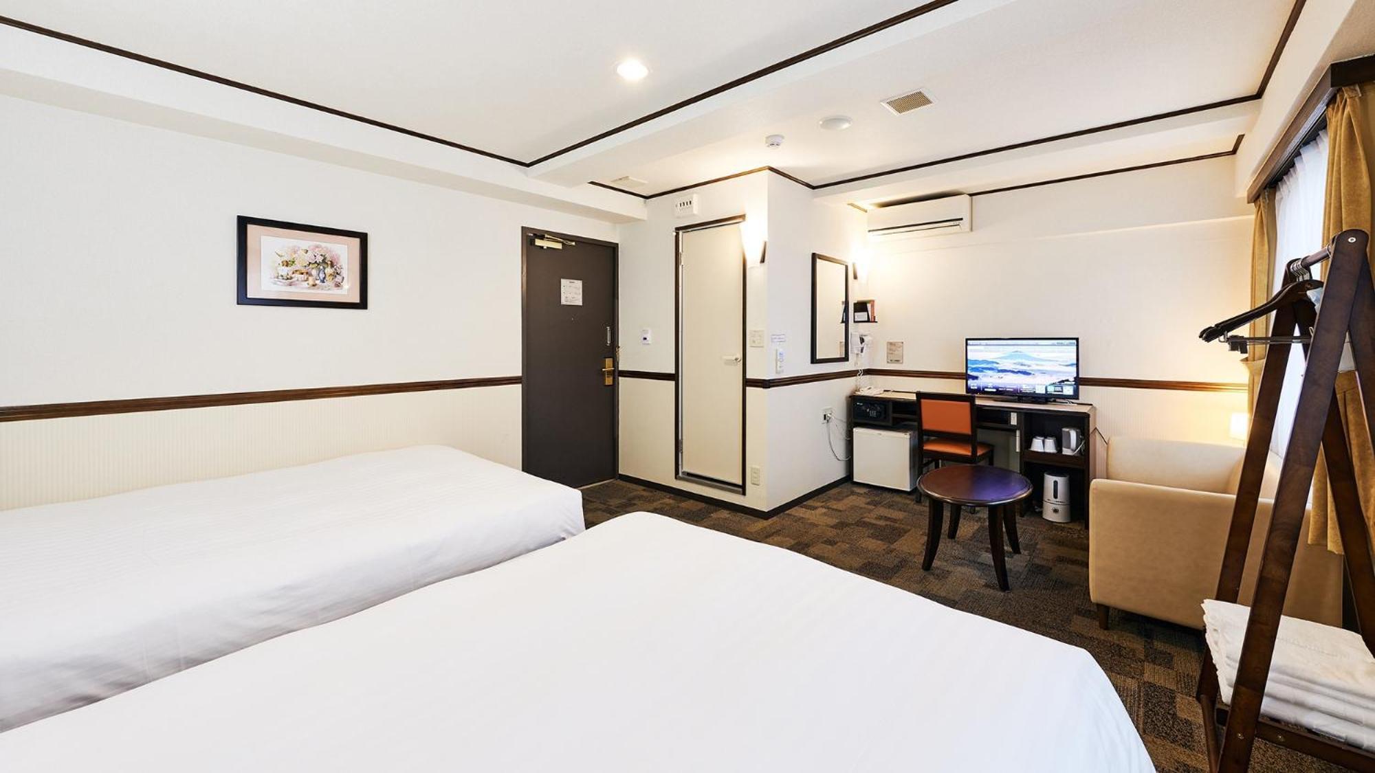 Toyoko Tsuruhashi Ekimae Hotel Ōsaka