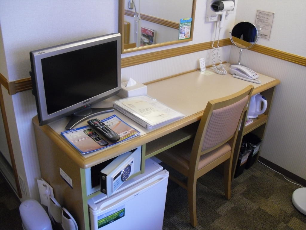 Toyoko Tsuruhashi Ekimae Hotel Ōsaka